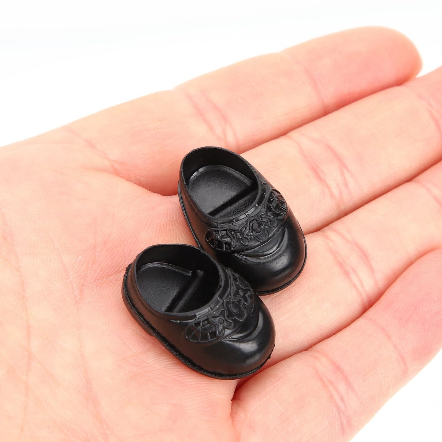 4 Pairs Doll Shoes Finger Shoes for 6 Inch Dolls - Mini Finger Shoes Girl Doll Accessories for 16cm BJD Dolls Closet