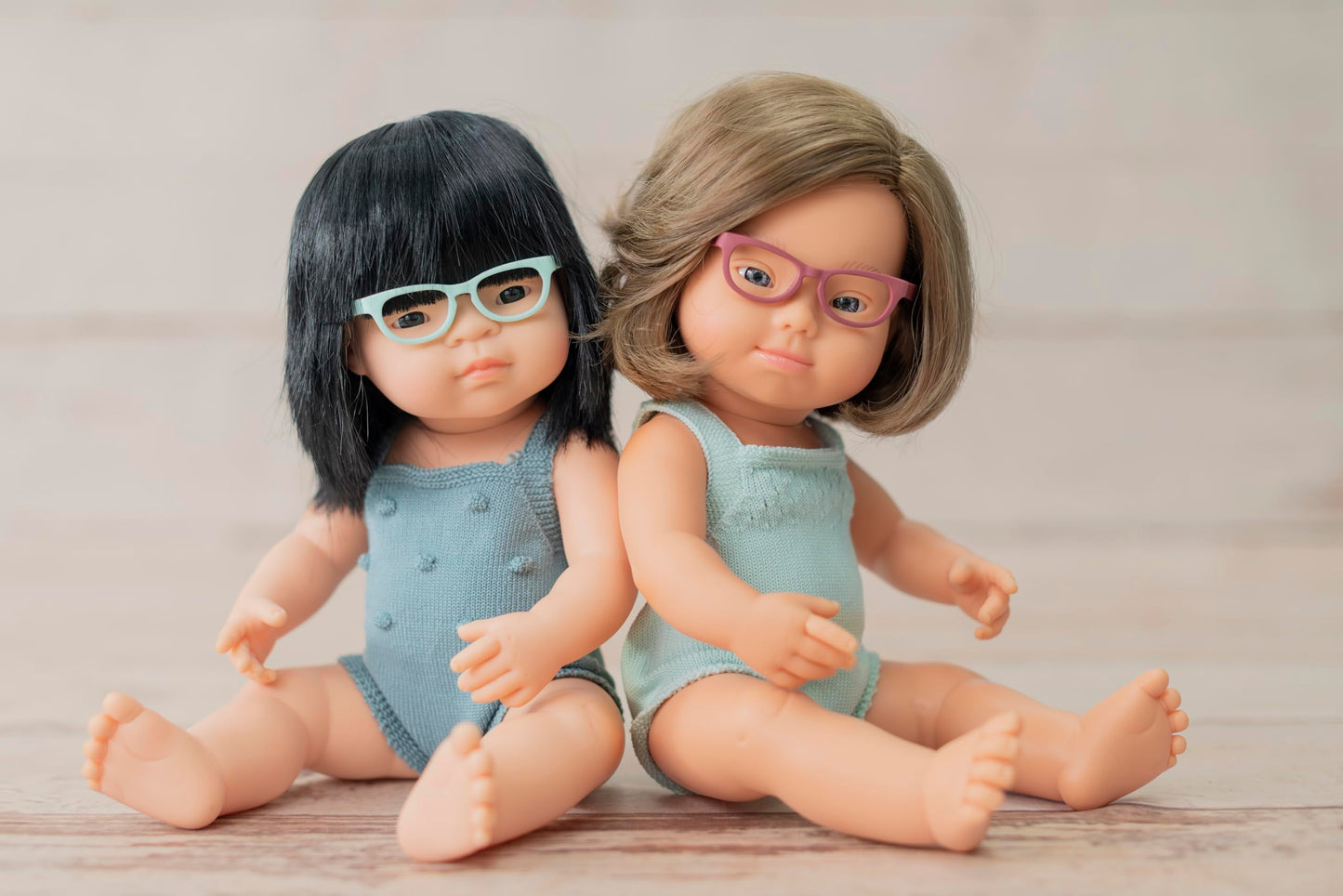 Teracotta Glasses for 15 inch Dolls. Funny accesory to give Realism to The Play